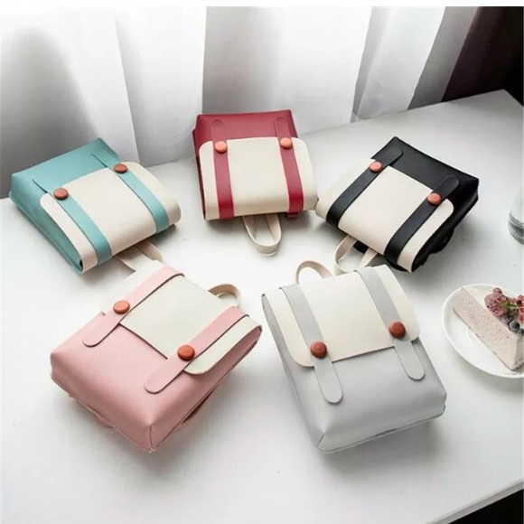 🎉HP🎉 Mini Schoolgirl Backpack Adjustable Strap - Picture 2 of 5